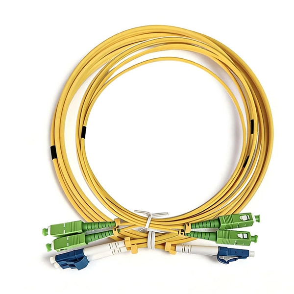 FTTH uses figure-eight fiber optic cable G 657A2