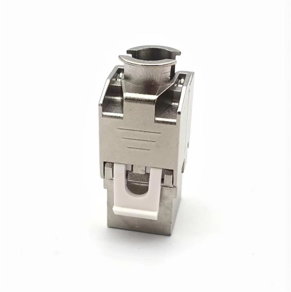 Welding process for explosion-proof distribution boxes