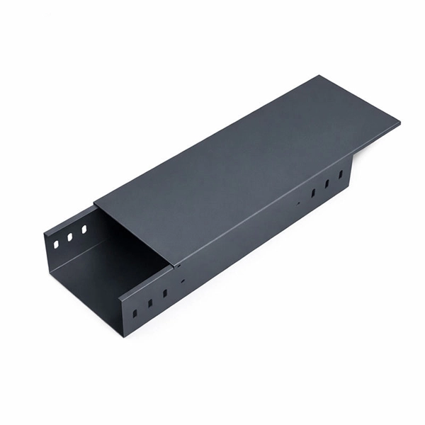 Transformer low-voltage busbar grounding
