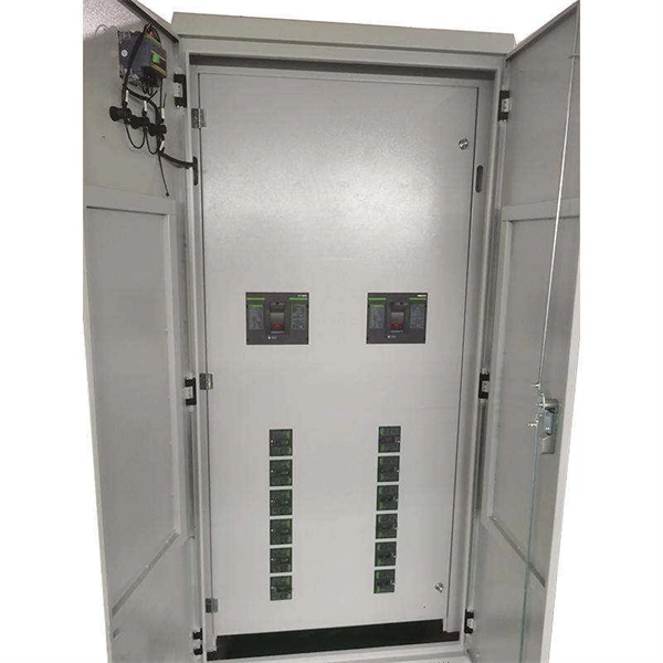 The communication site uses 220V power for oil pipeline monitoring