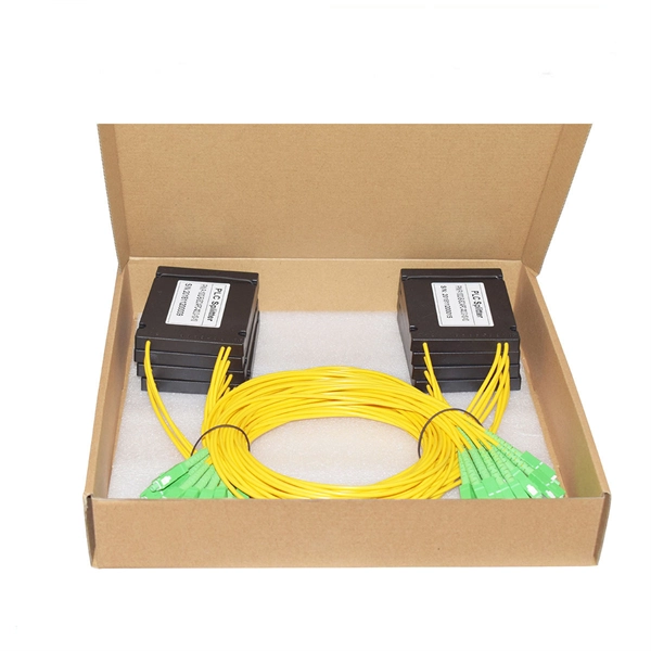 Airborne Fiber Optic Cable Connector