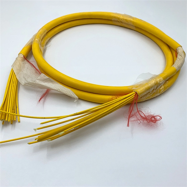 How to connect fiber optic cable to a three-hole panel
