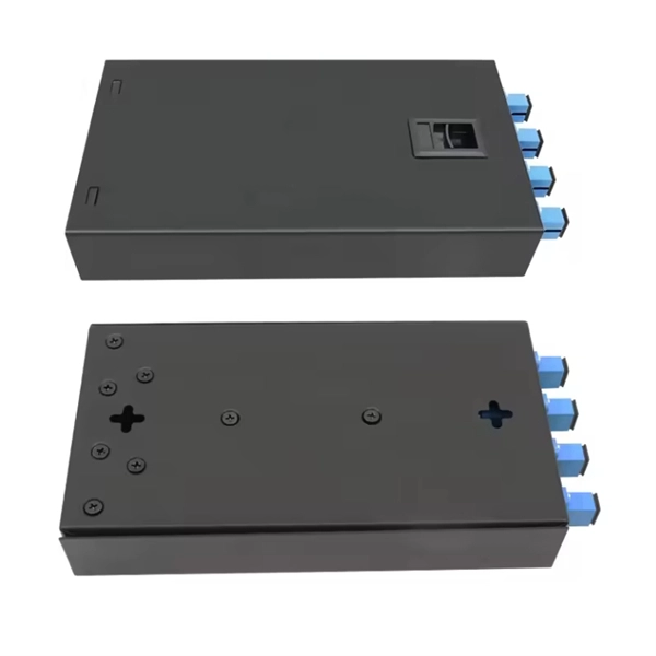Waterproof electrical distribution box for construction sites